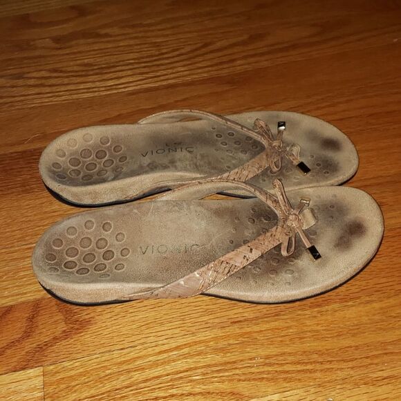 Vionic flip flops Sandals - Picture 1 of 5